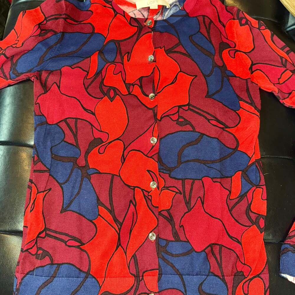 Ann Taylor loft Red & Blue Floral Print Cardigan